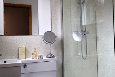 5 bed house, Great Cheetham Street West, City centre, Salford, M72JB - Image 4